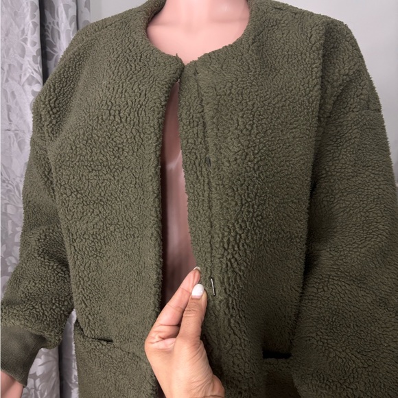 MADEWELL Women’s Forest Green Bonded Sherpa Cocoon Coat - Picture 6 of 13